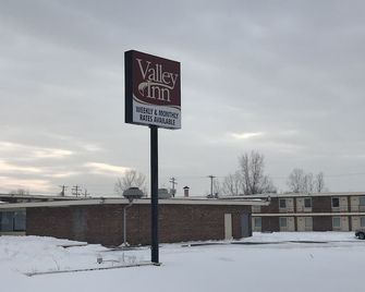 Econo Lodge Neenah - Neenah - Edificio