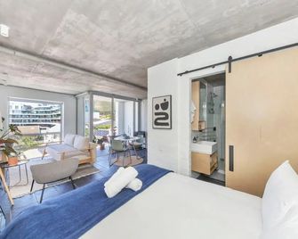 Seaside Studio Apartment 9 mins to Queens Beach! - Città del Capo