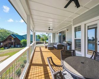 It's Shore To Be A Lake Day! - Milledgeville - Balkon