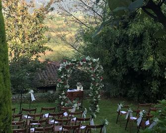 Hotel Palacio de Libardon - Libardón - Patio