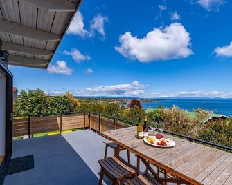 Lakeview Lookout - Taupo - Balcony