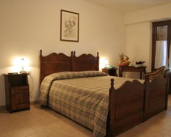 Albergo Paradiso - Pescasseroli - Schlafzimmer