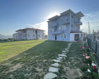 Parli Hotel - Gökçeada