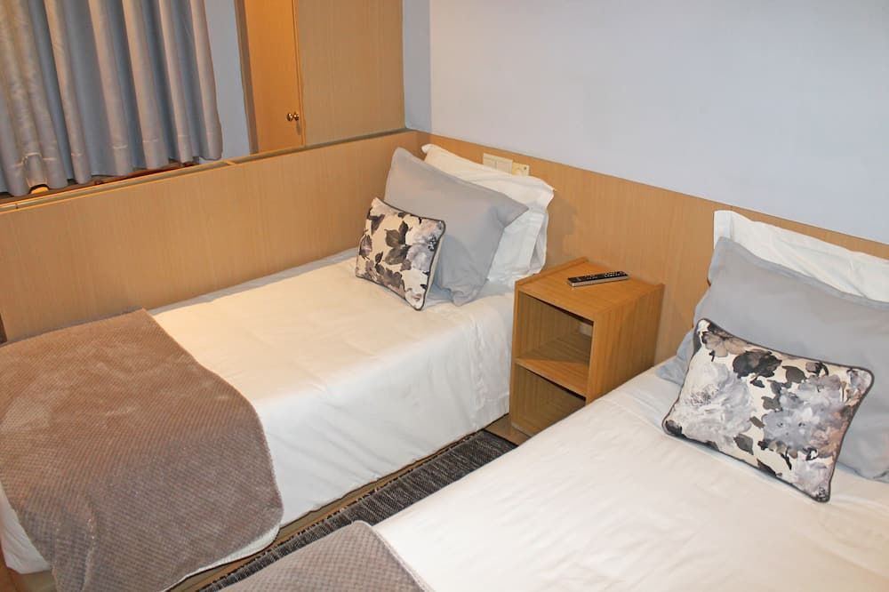 Residencial Paranhos - פורטו - חדר שינה