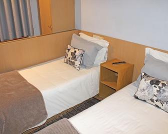 Residencial Paranhos - פורטו - חדר שינה