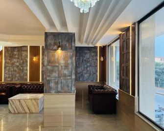 The High Point Inn & Suite - Manipala - Ingresso