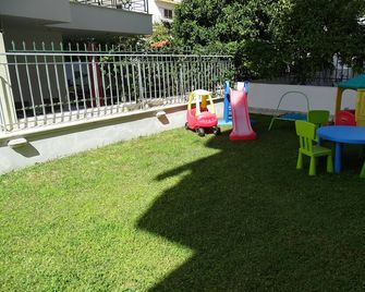 Dreamy studio with private garden - Glyfada - Patio