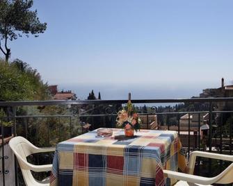 Hotel Soleado - Taormina - Balcon
