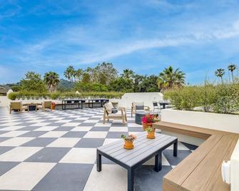 Casa De La Vina Unit 13 - Boutique Apartments - Santa Bárbara - Patio