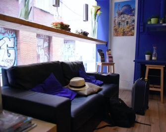 Gracia City Hostel - Barcelona - Sala de estar