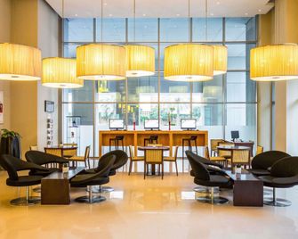 ibis Deira Creekside Dubai - Dubai - Lounge