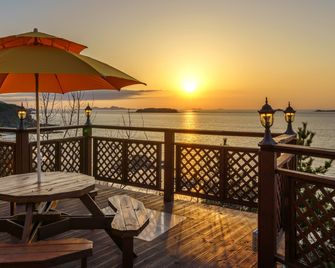 Buan Arcos Spa Pension - Buan - Balcón