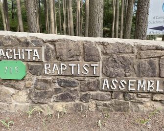 #2 Farm Charm Kitchenette near Wolf Pen trails, alcohol/smoke-free environment - Mena