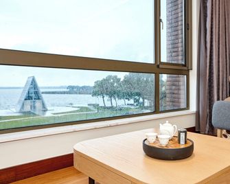 Suzhou Tongli Lakeview Hotel - Suzhou
