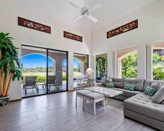 The Shores 20 - 2 Ensuite at the Waikoloa Beach Resort - Waikoloa Village - Living room