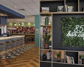 Travelodge London Woolwich - Londres - Bar