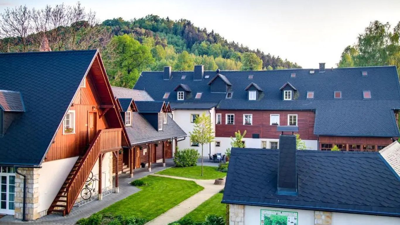 Apartmán-Hotel Jítravský Dvorec