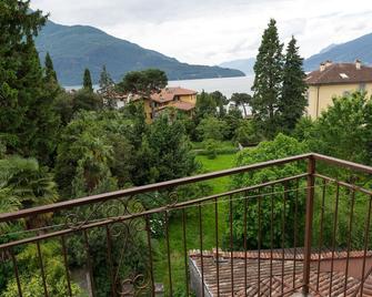 Casa Posta 3 - Domaso - Balcone