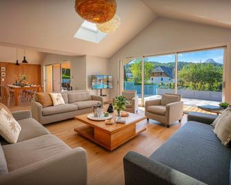 Villa Trois Lauriers - Ovo Network - 塔盧瓦爾 - 客廳