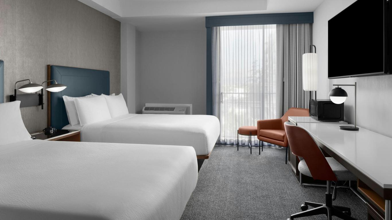 Courtyard by Marriott San Jose Airport