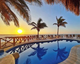 Mancora Beach Hotel - Máncora - Bể bơi