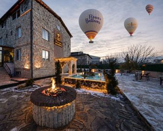 Moonlight of Cappadocia - Uchisar - Balcony