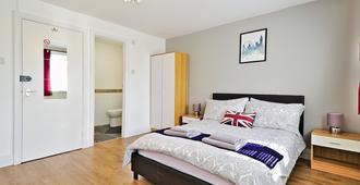 Harlinger Lodge - London - Bedroom