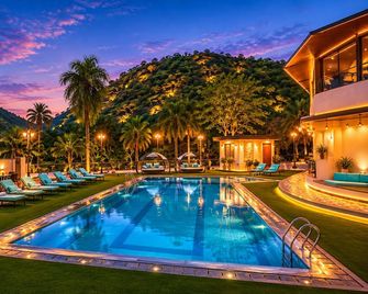 Hotel The Hind - Ābu Road - Piscina