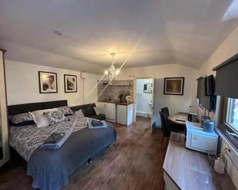 Station Approach - Solihull - Sala de estar