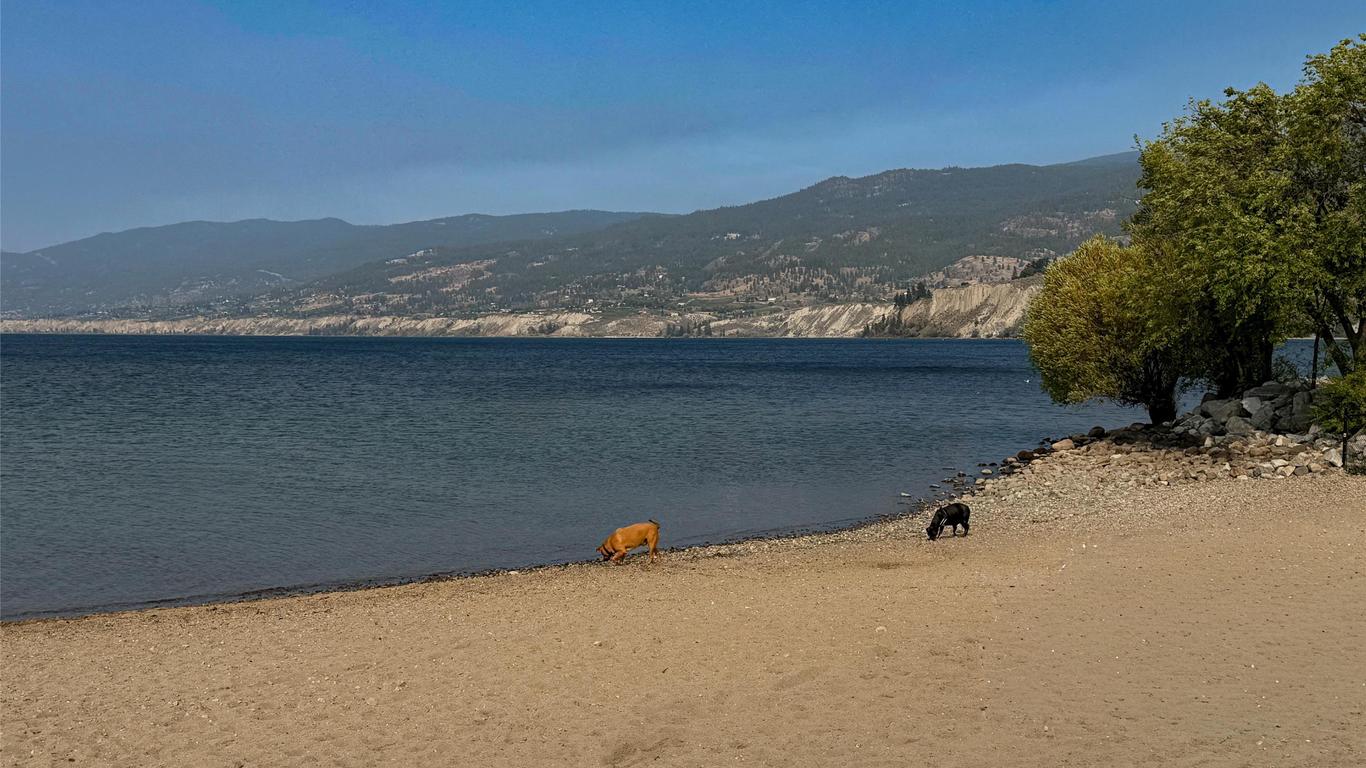 Coast Penticton Hotel
