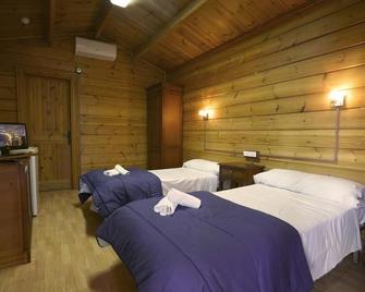 Apartamentos Palasiet - Benidorm - Sypialnia