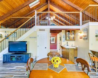 Groveland Home - Walk to Pine Mountain Lake! - Groveland - Dining room