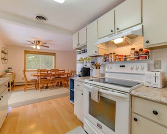 Breathtaking Sunsets Lake Huron Beachfro - Alpena - Küche