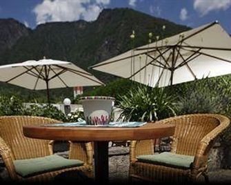 Hotel Sparerhof - Vilpiano - Innenhof