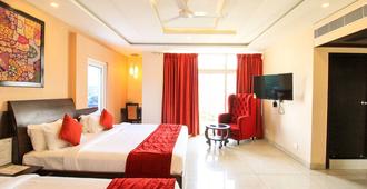 White Pearl Residency - Pondicherry - Bedroom