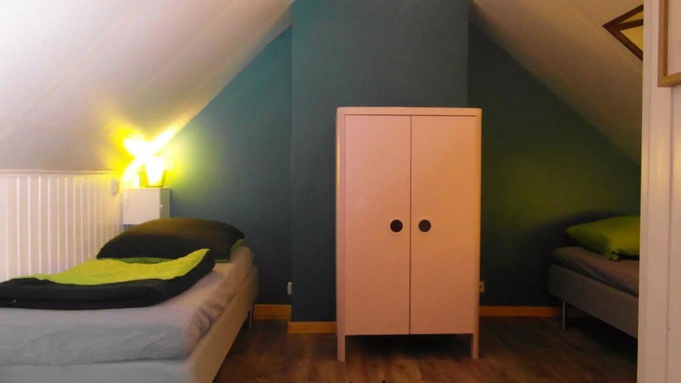 Homeplanet Hostel
