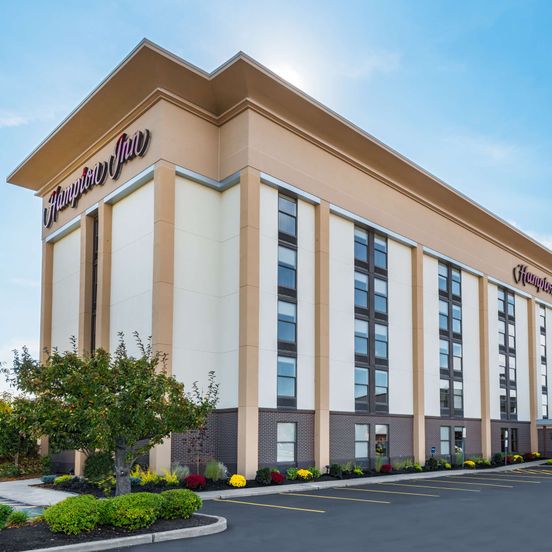 Building view of Hampton Inn Buffalo-Airport/Galleria Mall