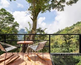 Hostal Ana - Santa Marta - Balcon