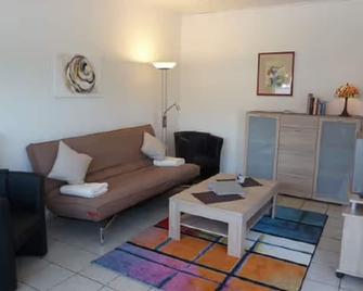 Barrierefreie Ferienwohnung - Borkum - Sala de estar