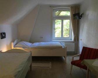 Gasthof Heidelust Pension - Undeloh - Schlafzimmer