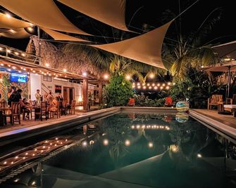 Hotel Michanti - El Sunzal