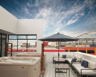 Hotel Wellintown - Tijuana