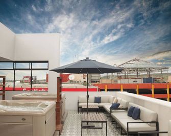 Hotel Wellintown - Tijuana