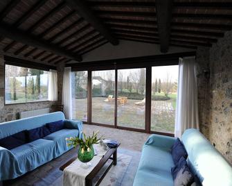 Agriturismo Nerbona - I Casali - Sala de estar