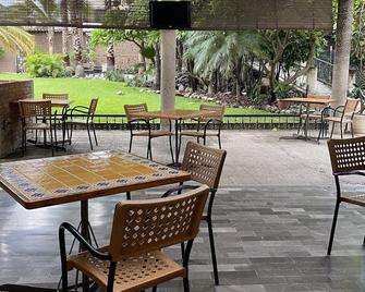 Gran Plaza Hotel Centro Histórico - Iguala - Patio