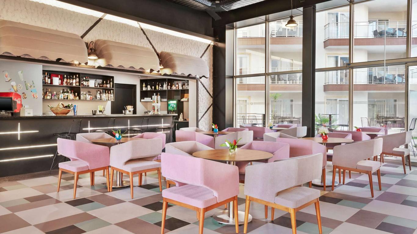 Ramada Hotel & Suites by Wyndham Kusadasi