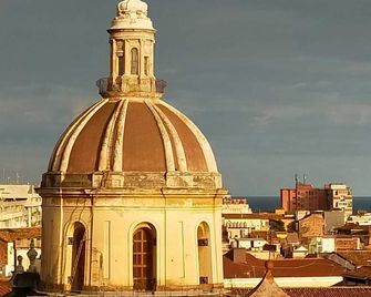 Crociferi B&B - Catania