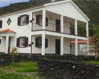 Hotel Residencias Varadouro - Capelo - Building