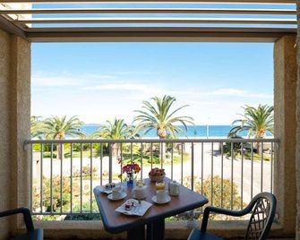 Hotel Les Galets - Saint-Florent - Balcony