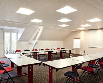 Logis Hôtel Restaurant Du Labrador - Saint-Benoît-sur-Loire - Restaurant